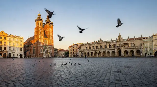 Why I chose Kraków over Warsaw — and why I'd do it again — Warsaw vs Kraków: a candid comparison of what each city offers, who each suits, 