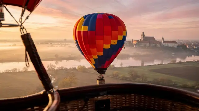 Hot air balloon over Kraków: complete flight guide — Hot air balloon flights near Kraków — launch sites, flight duration, prices in P