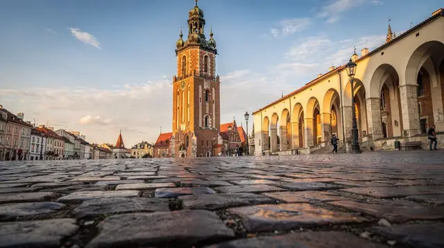 Town Hall Tower guide: climb Kraków's Rynek landmark — Climb Kraków's Town Hall Tower on Rynek Główny — the last piece of the medieval 